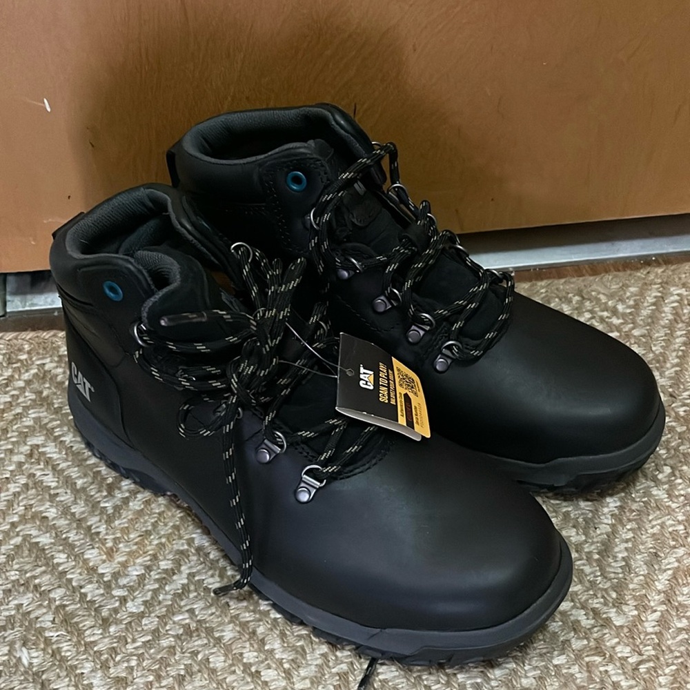 NEW CAT Steel-Toe Boots size women 10